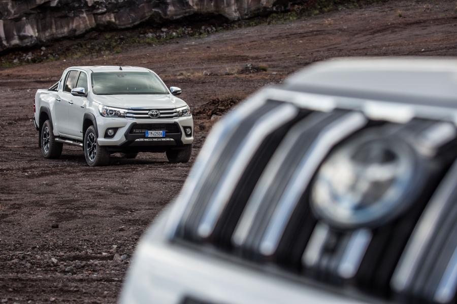  Toyota Hilux Invincible 50 2017 года  (фото 13 из 13)
